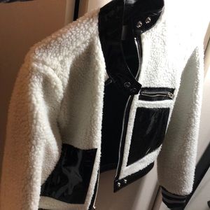 The mighty company  xs nwt